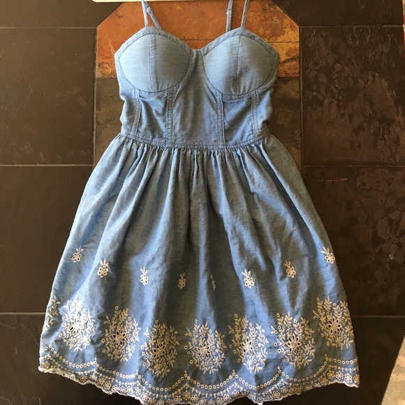 Light Blue Embroidered Summer Dress - Picture 2 of 2